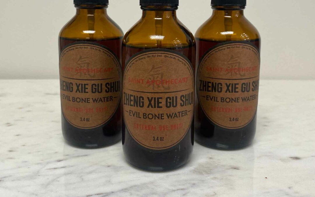 Evil Bone Water—Chinese Herbal Liniment Magic for Pain Relief